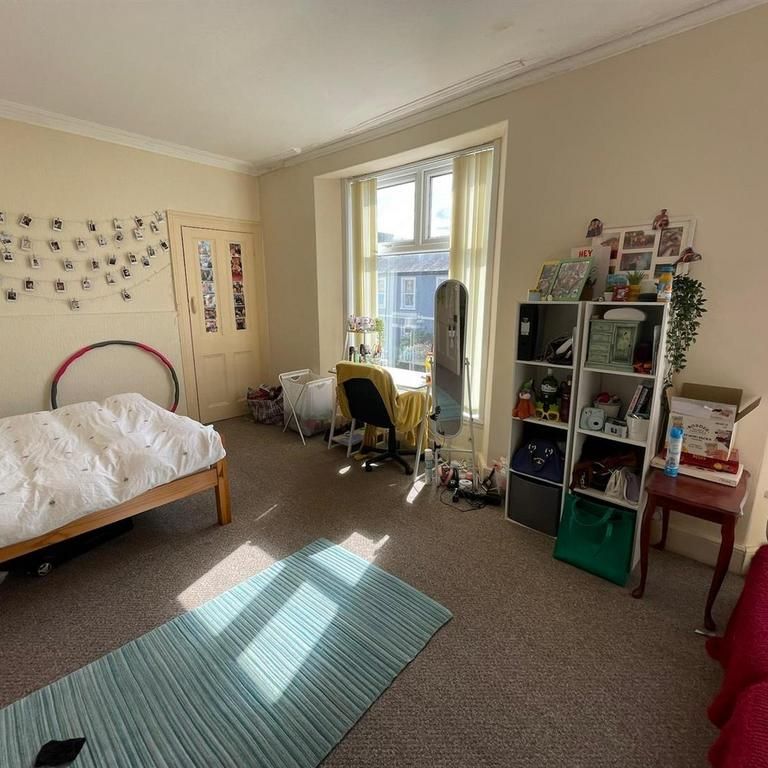 4 bedroom house to rent - Photo 1