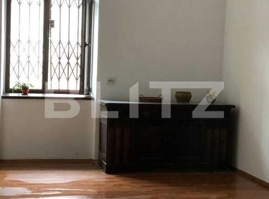Apartament cu o camera, 48 mp, zona strazii Republicii - Photo 1