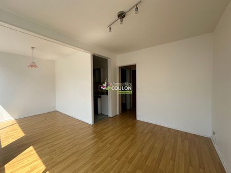 Location Appartement 1 pièce 28m² - Photo 4