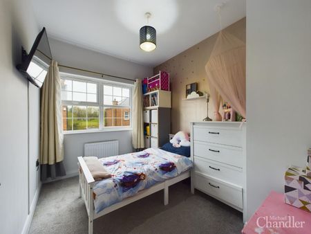 37 Moss Lane, Ballynahinch, BT24 8FE - Photo 3