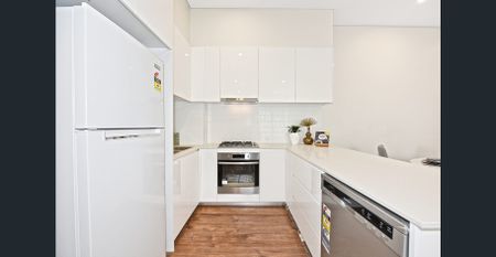 ONE Bed APT Timber Flooring, close to Lidcombe staion - Photo 4