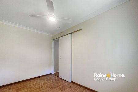 Charming 3-Bedroom Home with Cottage Feel - Photo 3