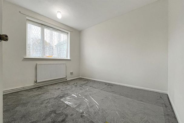 2 bedroom semi-detached bungalow to rent - Photo 1