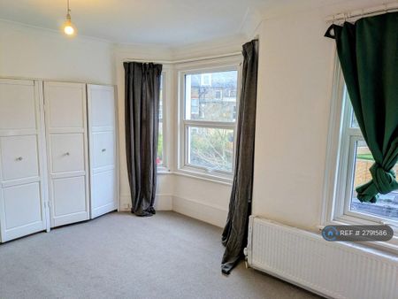 5 bedroom terraced house to rent - Photo 2
