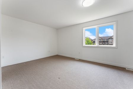 For Lease - 68 Dodman Crescent, Hamilton, Ontario - Photo 4