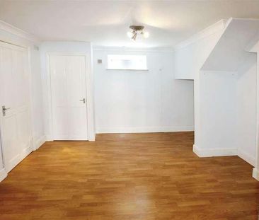 Mill Road, Kettering, NN16 - Photo 1