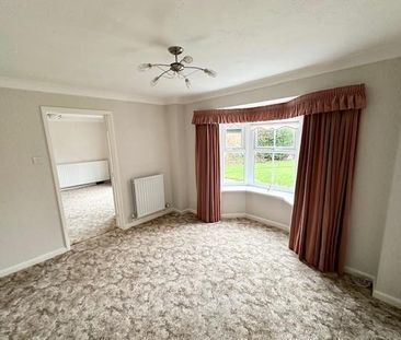 4 bedroom detached house to rent - Photo 5