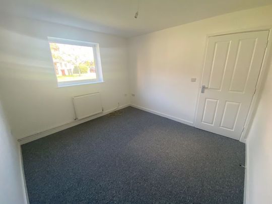 Bradshaw Road, Chichester - Photo 1