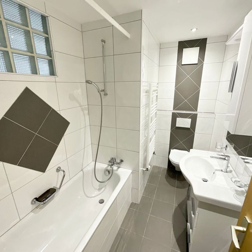 Appartement de 3.5 pièces avec balcon et cheminée - Foto 1