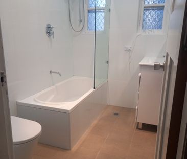 33 Oakville Rd, Willoughby NSW 2068 - House For Rent | Domain - Photo 4