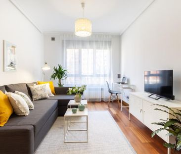 Piso de alquiler en Avenida de Atenas, 3, HUCA - La Cadellada - Photo 4