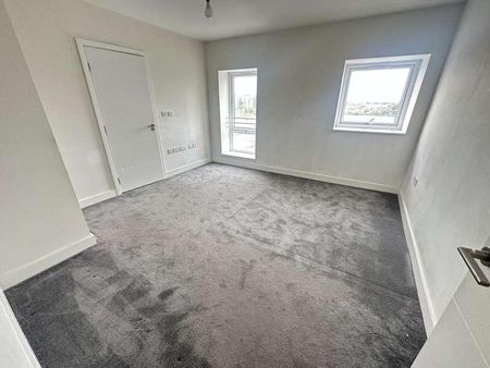 Dover Court, Dominion Road, Southall, UB2 - Photo 3