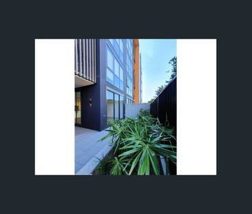 ONE BEDROOM + STUDY LUXURY APARTMENT AVAILABLE FOR RENT!! - Photo 4