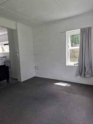 Quiet Ground Floor Flat - Photo 2