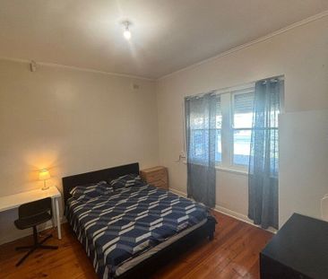 Croydon Park - Photo 3