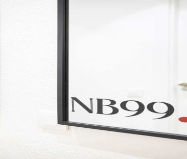 Room in a shared 7-bedroom apartment for rent in Castellana. - Foto 2