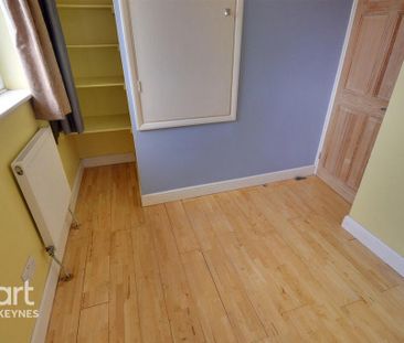 2 bedroom end of terrace house to rent - Photo 2