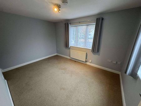 2 bedroom end of terrace house to rent - Photo 2