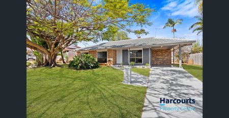 Stunning 4 Bedroom Home in Manly West - Photo 2