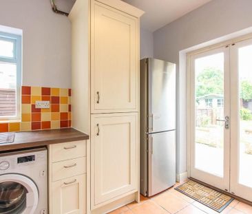 3 bedroom terraced house to rent - Photo 4