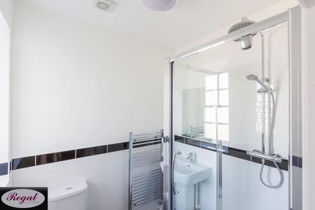 1 bedroom flat to rent - Photo 4