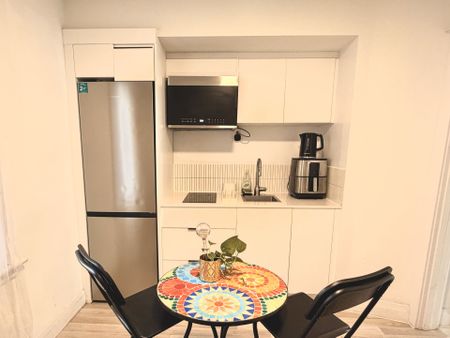 For Lease - 196 Walnut Street Unit# Upper, Hamilton, Ontario - Photo 3