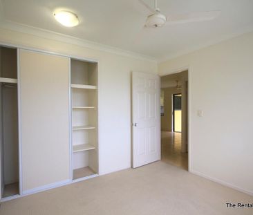 LARGE YARD - GREAT LOCATION - Photo 5