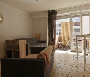 PAU CENTRE - T1 MEUBLE - Photo 4