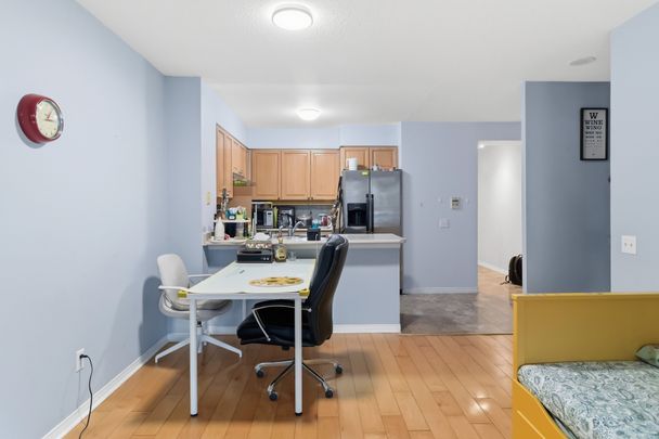For Lease - 750 Bay Street Unit# 907, Toronto, Ontario - Photo 1