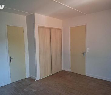 A LOUER T4 EN PARFAIT ETAT A VAUDREY (39) - Photo 3