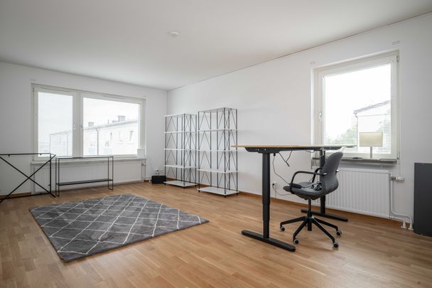 Aspsätravägen, Skärholmen - Photo 1