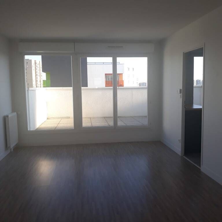 Appartement 4 pièces - - Photo 1