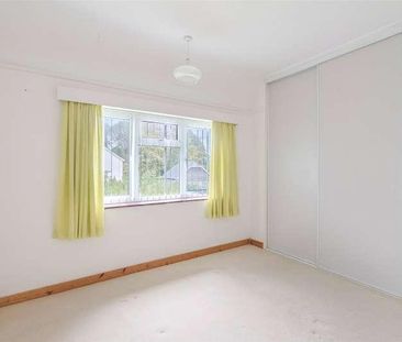 Churchill Close, Sturminster Marshall, Wimborne, Dorset, BH21 - Photo 3