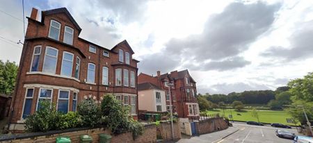 4 bedroom flat to rent - Photo 5