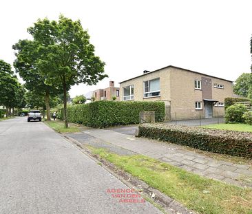 Ruim appartement met 3 slaapkamers op een zeer rustige locatie - Foto 4