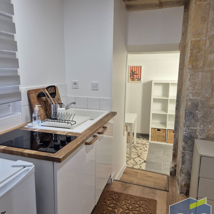 Location Appartement 1 pièce 16m² - Photo 1
