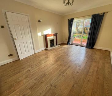 3 bedroom semi-detached house to rent - Photo 2