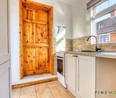 2 BEDROOM House - End Terrace - Photo 4