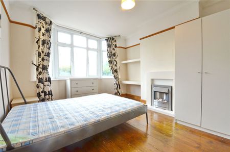 Mackie Grove, Filton - Photo 3