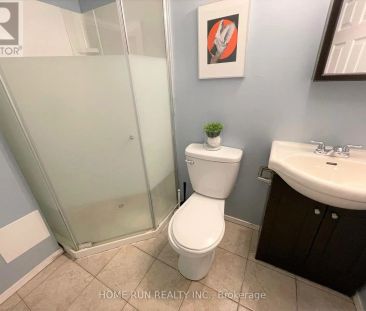 42 WALGATE AVENUE - Photo 1