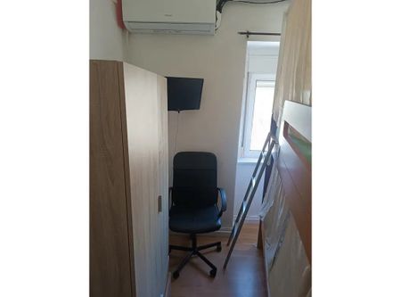 Rua Garcia de Orta, Amadora, Lisbon 2720-249 - Photo 4