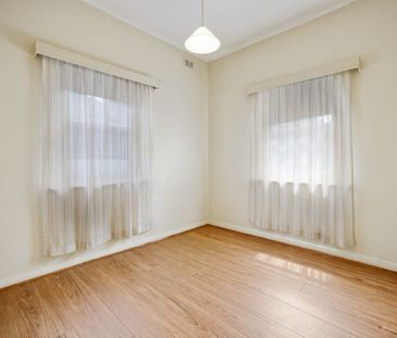 37 Hanson Rd, Woodville North SA 5012 - House For Rent | Domain - Photo 4