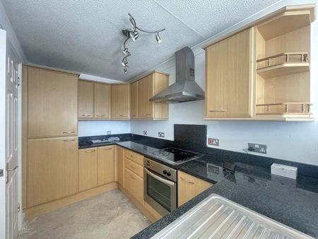 South Fifth St, CMK, MK9 - Photo 3