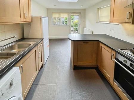 Ryland Street, Stratford-upon-avon, CV37 - Photo 4