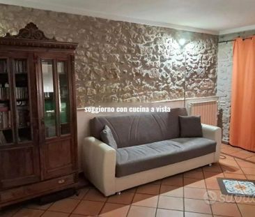 SACROFANO BiLOCALE ARREDATO CON TERRAZZO PRIVATO - Foto 6