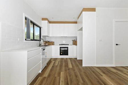 3 Bedroom Home - Photo 3