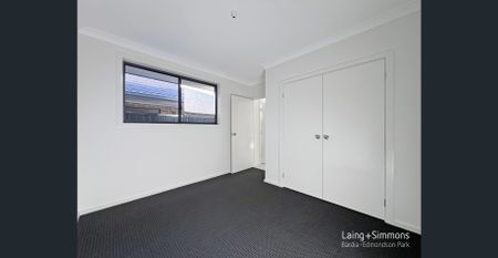 Spacious Two bedroom Granny Flat - Photo 4