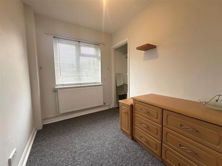 Leaford Crescent, Watford - Photo 2