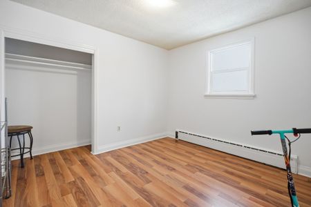 For Lease - 6167 Dorchester Road Unit# 3, Niagara Falls, Ontario - Photo 3