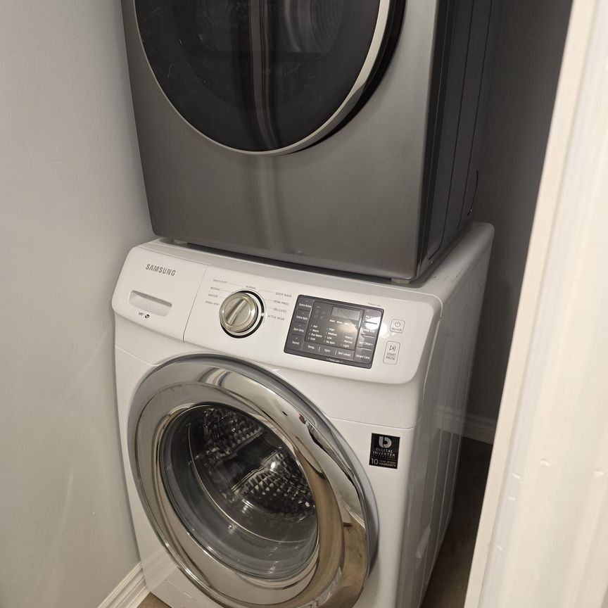 For Lease - 291 Taylor Mills Drive, Richmond Hill, Ontario - Photo 1